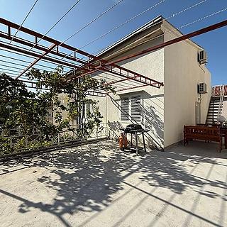 Prodej rodinného domu, 250m&sup2;