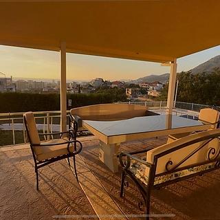 Prodej rodinného domu, 224m²