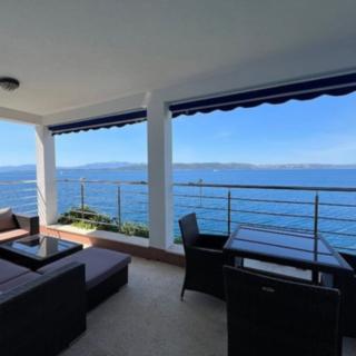 Prodej vily, 229m²