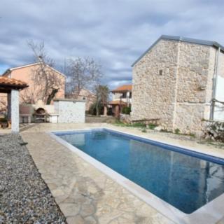 Prodej rodinného domu, 150m²