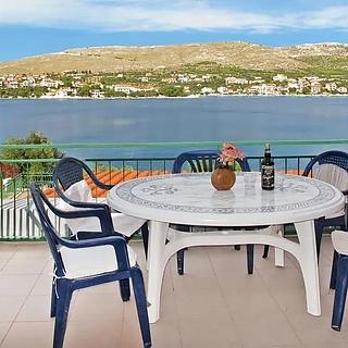 Prodej rodinného domu, 235m²