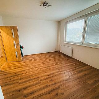 Pronájem bytu 2+1 48 m² Šternberk