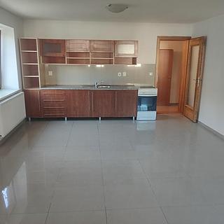 Pronájem bytu 2+kk, 75m²