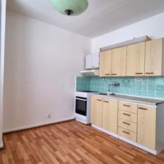 Prodej bytu 1+1 33 m² Hodonín, Národní třída
