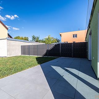 Prodej bytu 4+kk 90 m² Ostopovice, B. Němcové