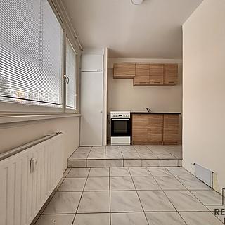 Prodej bytu 3+1 70 m² Olomouc Nové Sady, Trnkova