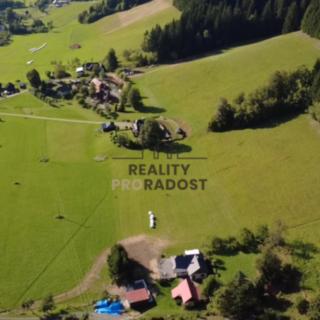 Prodej komerčního pozemku 45 173 m² Velké Karlovice