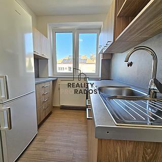 Pronájem bytu 1+1 43 m&sup2; Hodonín