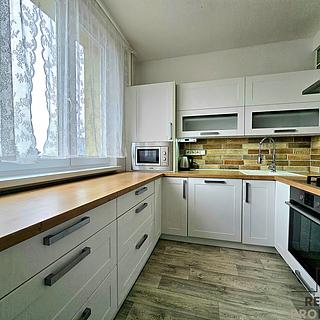 Pronájem bytu 3+1 70 m² Znojmo