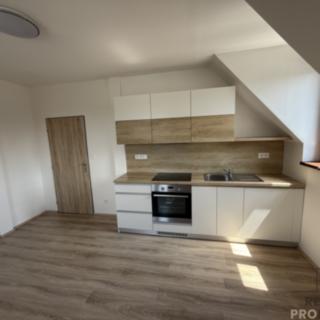 Pronájem bytu 2+kk 55 m² Břeclav Poštorná, Na Valtické