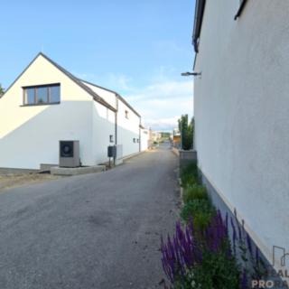 Prodej podílu rodinného domu 241 m² Chyňava