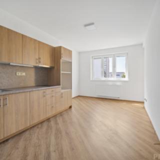 Pronájem bytu 2+kk 60 m² Pardubice