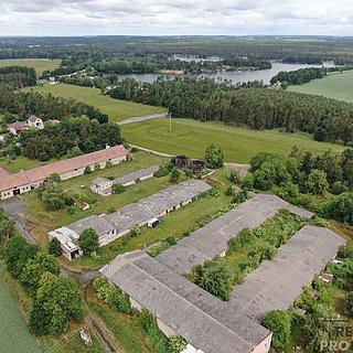 Prodej zemědělského objektu 7 117 m² Přelouč Mělice