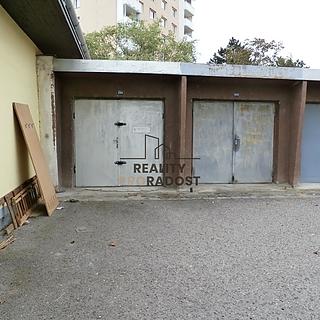 Pronájem garáže 17 m² Znojmo, Pražská