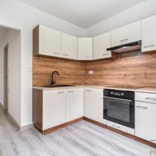 Pronájem bytu 2+1 66 m² Frýdek-Místek