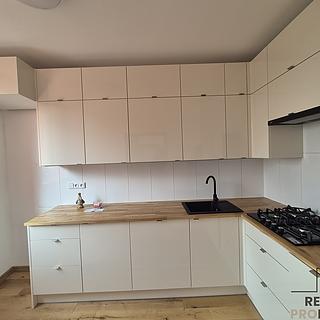 Pronájem bytu 4+1 94 m² Třinec Dolní Líštná, Sosnová