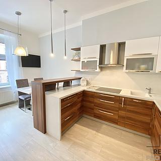 Pronájem bytu 3+1 84 m&sup2; Olomouc