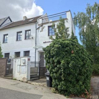 Prodej rodinného domu 200 m² Kladno, Pekařská