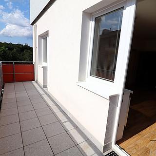 Pronájem bytu 3+kk 79 m² Brno Žebětín, Novodvorská