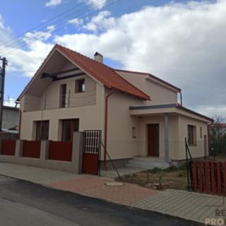 Prodej rodinného domu 140 m² Veltruby