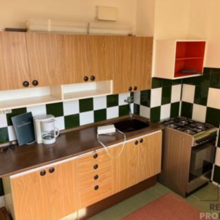Prodej bytu 2+1 63 m² Chomutov, Holešická