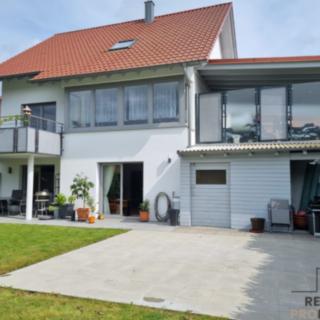 Prodej rodinného domu, 240m²