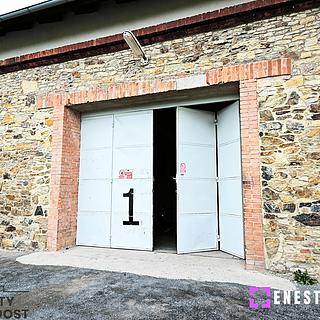 Pronájem skladu 619 m&sup2; Tursko