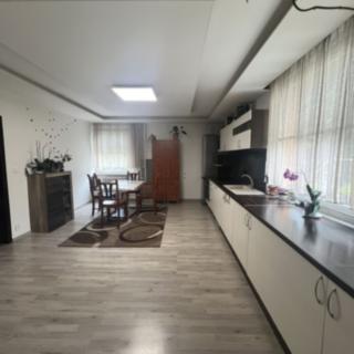 Prodej bytu 3+1 72 m² Praha Bohnice, Kusého