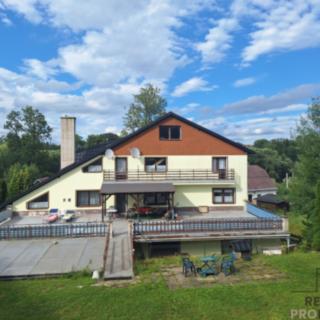 Prodej rodinného domu 914 m² Dolní Moravice
