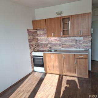 Pronájem bytu 2+kk 30 m² Nové Strašecí, Křivoklátská