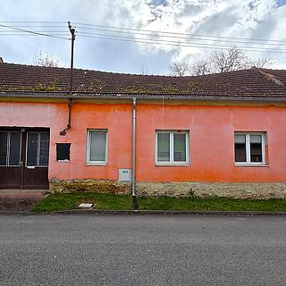 Prodej rodinného domu 60 m² Uhřice