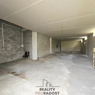 Pronájem skladu 1 622 m² Hodonín, Smetanova
