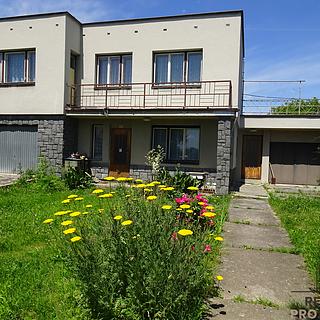 Prodej rodinného domu 250 m² Pardubice Černá za Bory, Na Vsi