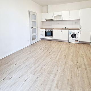 Pronájem bytu 2+kk 45 m² Brno