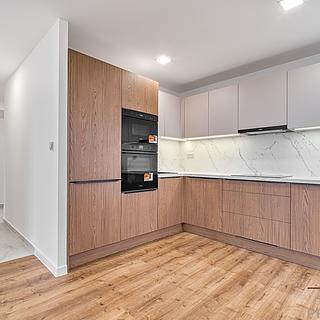 Prodej bytu 2+kk 45 m² Ostrava Poruba, Průběžná