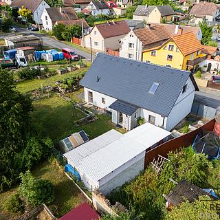 Prodej rodinného domu, 342m²