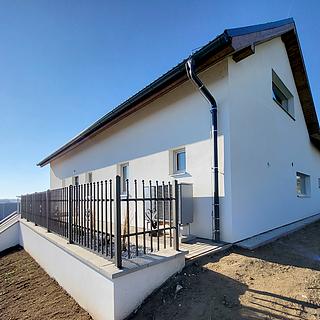 Prodej rodinného domu 246 m² Dobšice