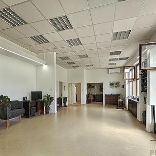 Pronájem obchodu 90 m&sup2; Hodonín