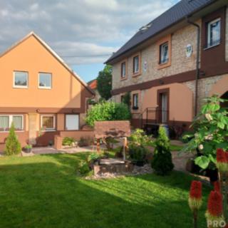 Prodej činžovního domu 450 m² Milý