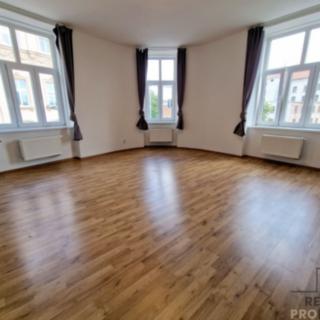 Pronájem bytu 3+kk 67 m² Brno