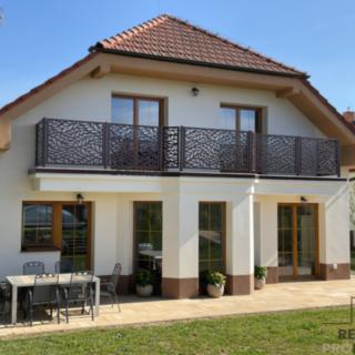 Prodej rodinného domu 246 m² Hněvotín