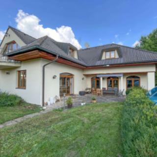 Prodej rodinného domu 298 m² Klínec