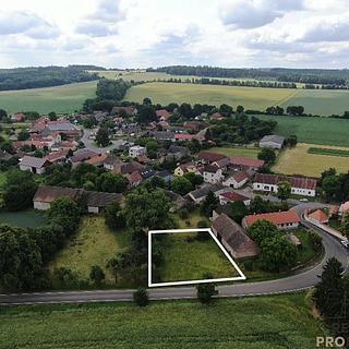 Prodej stavební parcely 968 m&sup2; Suchdol