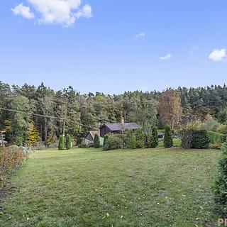 Prodej stavební parcely 591 m² Úmonín