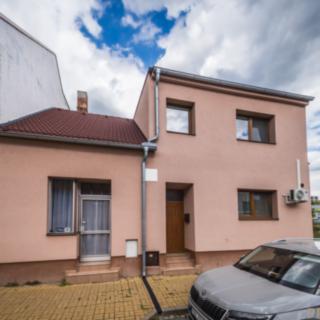 Prodej rodinného domu 242 m² Hodonín, Komenského