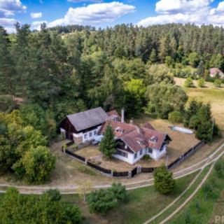 Prodej rodinného domu 360 m² Žďárec