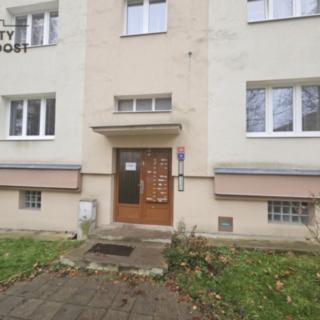 Prodej bytu 1+kk a garsoniéry 22 m² Teplice Řetenice, Zrenjaninská