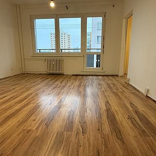 Prodej bytu 3+1 63 m² Havířov Šumbark, Odlehlá