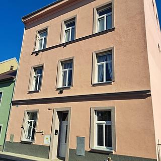 Prodej činžovního domu 400 m² Trmice