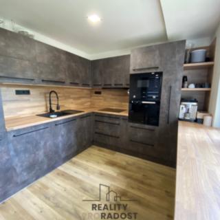 Prodej bytu 2+1 60 m² Ostrava Mariánské Hory, Gen. Janka